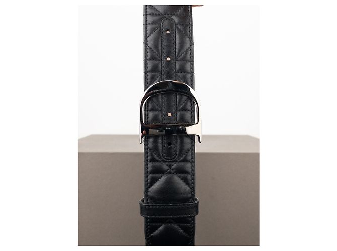 Cinturón de cuero con logo 'Lady Dior' - vista 5