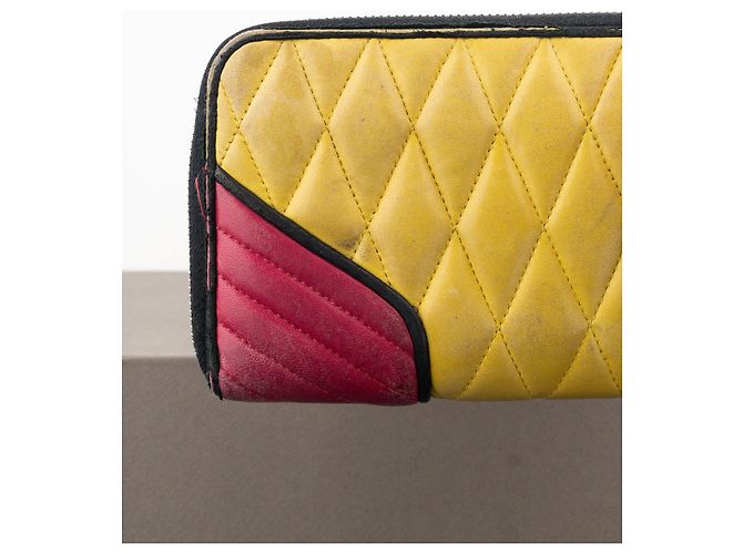 Cartera con cremallera acolchada Miu Miu de los 2000 Amarillo - vista 10