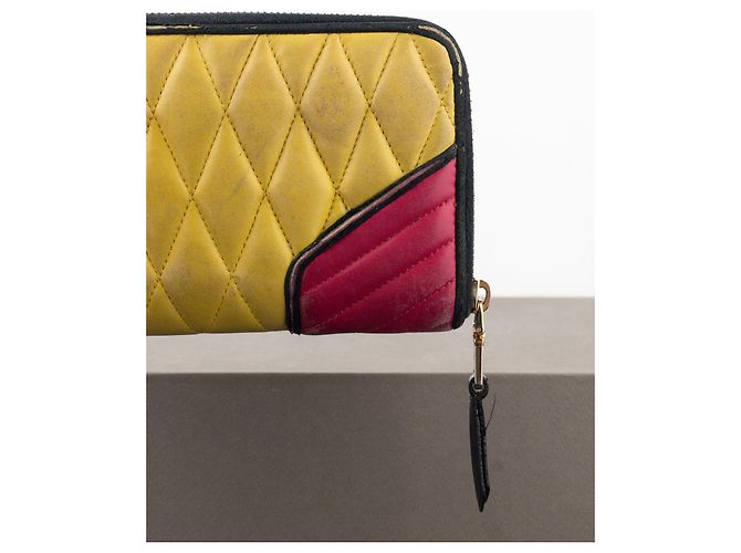 Cartera con cremallera acolchada Miu Miu de los 2000 Amarillo - vista 9
