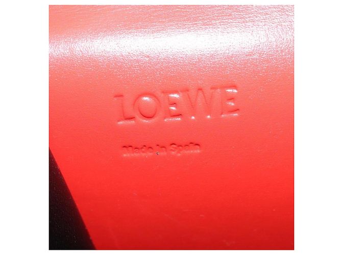 Borsa a Spalla Loewe Barcelona in Pelle Piccola Rosso - vista 6