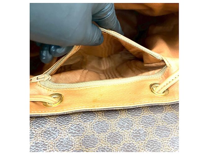 Céline Zaino in pelle Celine Macadam Blason Marrone - vista 10