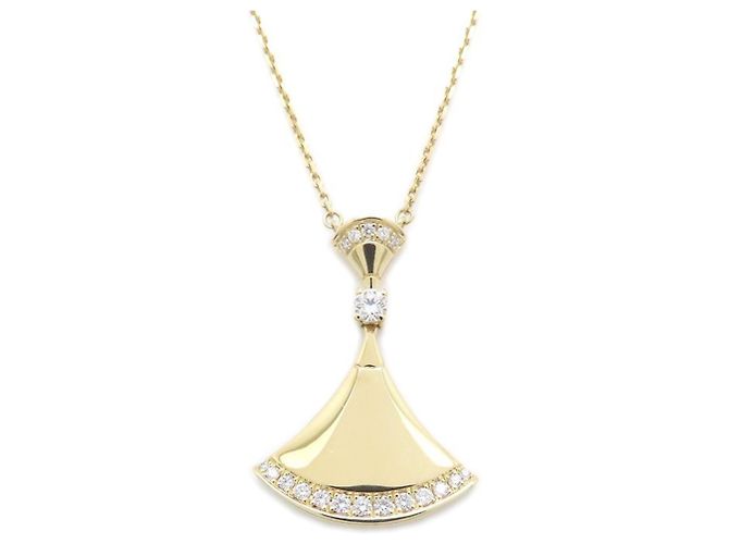 Bulgari Collana Diva's Dream di Bvlgari - vista 2