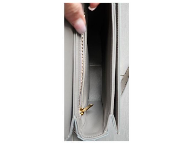Céline Borsa a Spalla in Pelle Celine Triomphe Grigia Grigio - vista 8