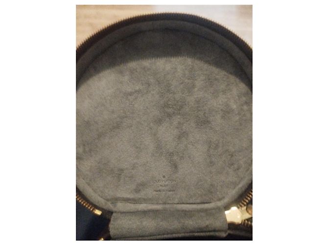 Beauty case Louis Vuitton Epi Noir Nero - vista 11
