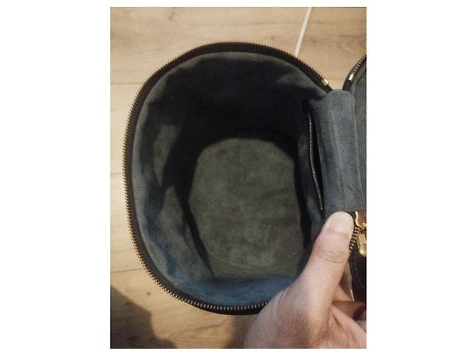 Beauty case Louis Vuitton Epi Noir Nero - vista 12