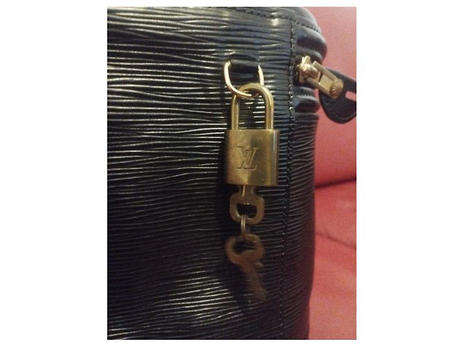 Beauty case Louis Vuitton Epi Noir Nero - vista 5