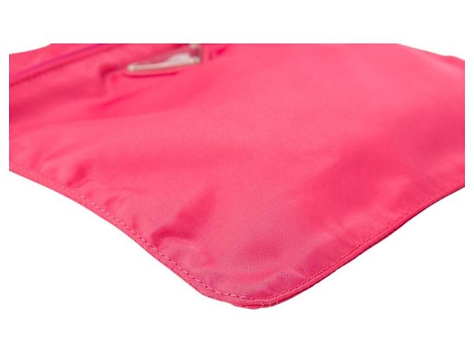 Borsa a tracolla piccola in nylon tessuto logo Prada rosso rosa - vista 3