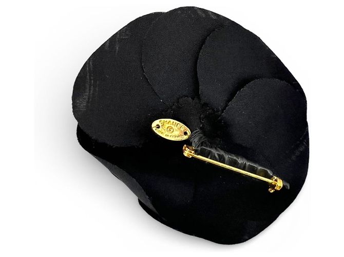 Timeless Chanel Spilla floreale in seta nera vintage Camelia Nero - vista 3