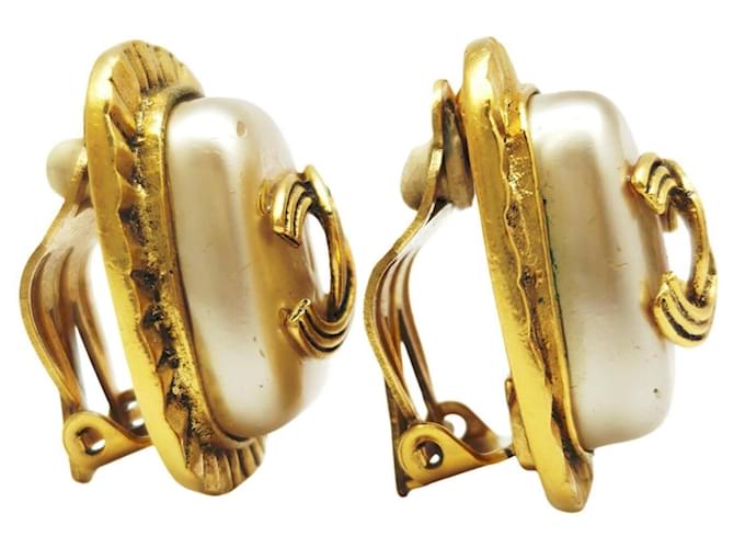 Orecchini a clip in oro Chanel Coco Mark Bianco D'oro - vista 3