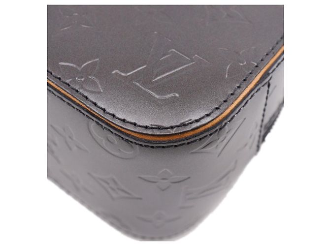Louis Vuitton Shelton Monogram Mat Grigio Marrone Grigio antracite - vista 14