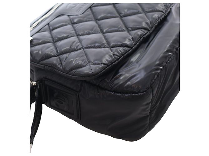 Borsa a tracolla Coco Cocoon in nylon trapuntato nero di Chanel - vista 10
