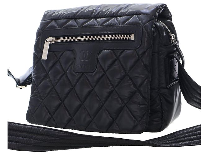 Borsa a tracolla Coco Cocoon in nylon trapuntato nero di Chanel - vista 2