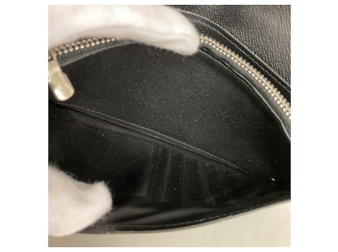 Brazza Louis Vuitton Epi Leather Long Wallet Black - view 9