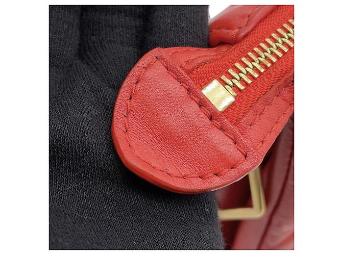 Borsa a Spalla Coussin PM Louis Vuitton Rosso Monogramma - vista 10