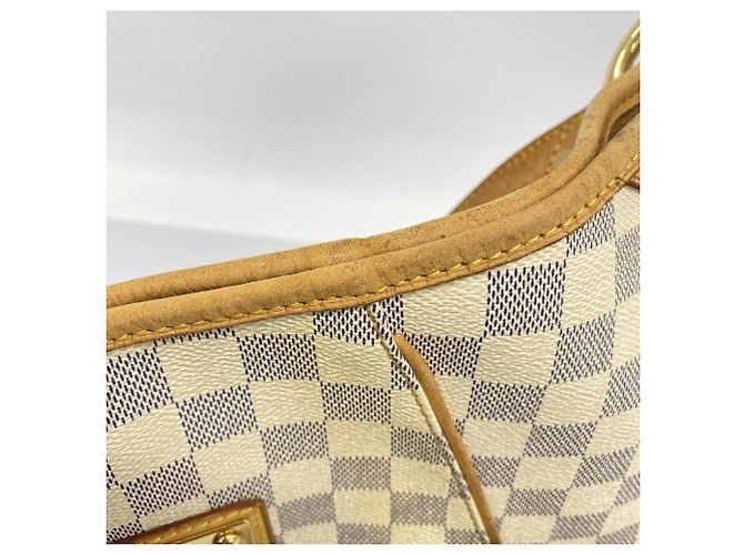 Borsa a Spalla Galliera GM Damier Azur di Louis Vuitton Bianco - vista 8