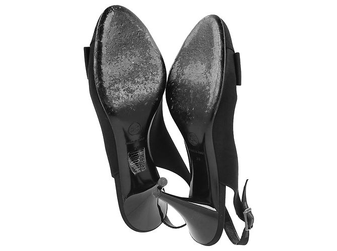 Timeless Décolleté Slingback in satin nero con perle e fiocco di Chanel - vista 6