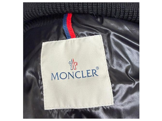 Abrigo Puffer Vos de Moncler con Bolsillos en Poliamida Marrón Castaño Roja - vista 5