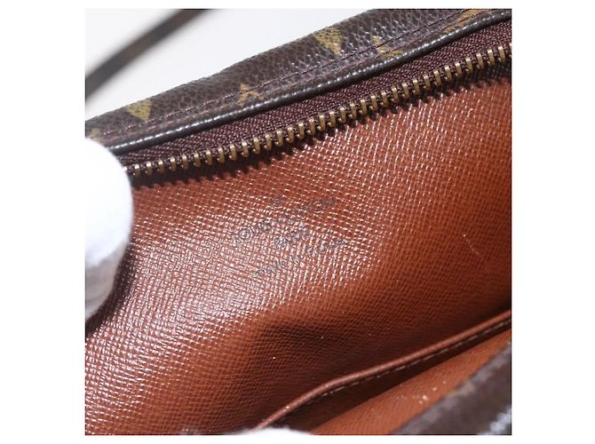 Borsa Amazone Louis Vuitton in tela Monogram MM Marrone - vista 6