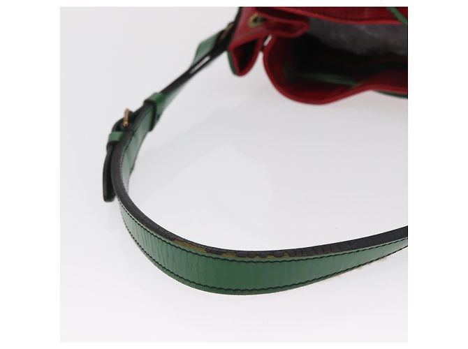 Noe Louis Vuitton Bicolor Petit Noé Handtasche aus Epi-Leder Grün - Ansicht 7