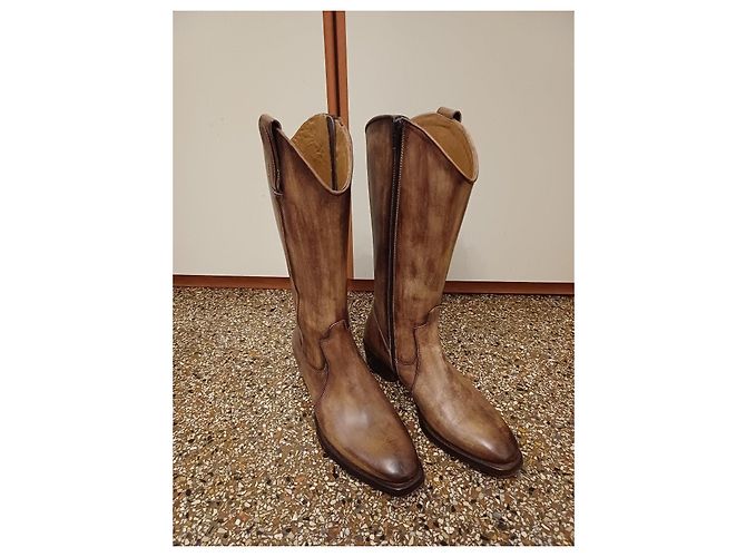Autre Marque Botas altas de cuero marrón con cremallera lateral Castaño - vista 2