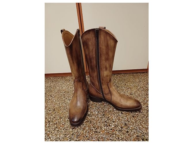 Autre Marque Botas altas de cuero marrón con cremallera lateral Castaño - vista 3
