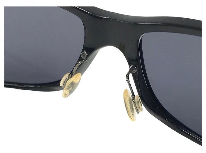 Chanel schwarze gesteppte Sonnenbrille mit silbernem CC-Logo 5050 - Ansicht 7