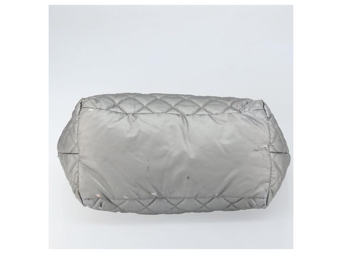CHANEL Bolsa Tote Cocoon Lona Recubierta Plata CC Auth bs33124 - vista 9