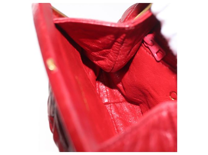 Pochette a spalla con catena CHANEL in pelle matelassé rossa con CC dorato Auth 169581 - vista 18