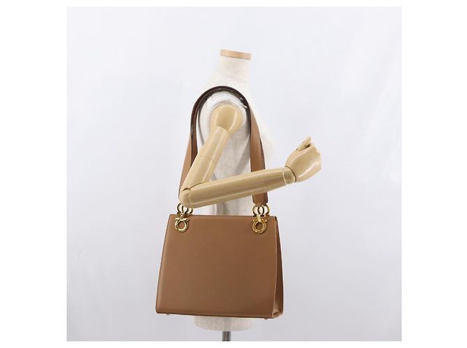 Borsa a Spalla Salvatore Ferragamo in Pelle Marrone Oro Auth 170324 D'oro - vista 23