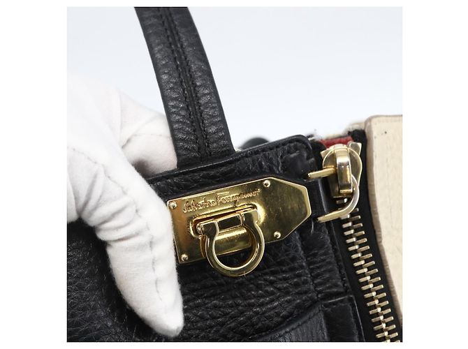 Borsa tote in pelle Salvatore Ferragamo bianca e nera Auth bs32829 Nero Bianco - vista 14