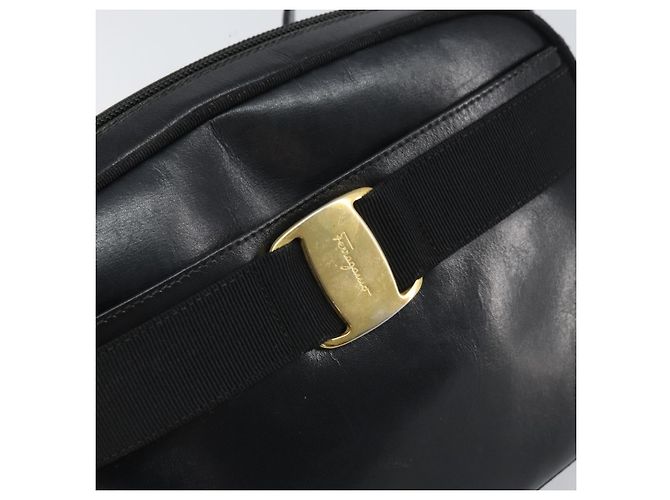 Borsa a Spalla Salvatore Ferragamo in Pelle Nera e Oro Auth BA9913 Nero D'oro - vista 14
