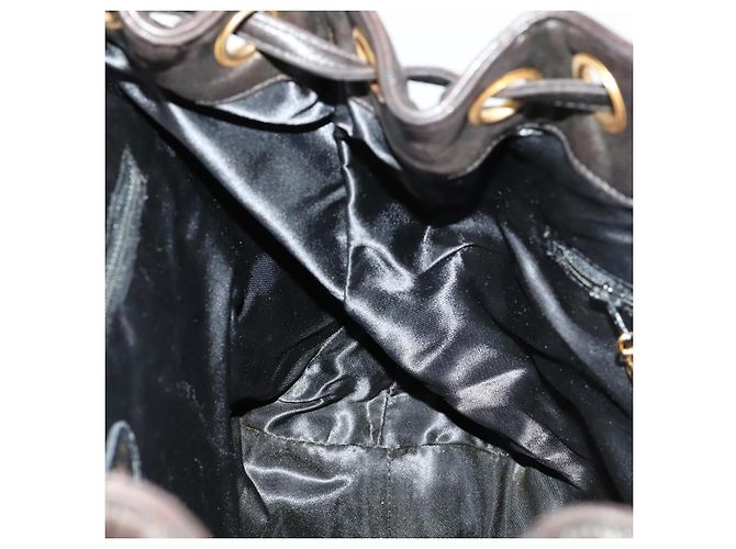 CHANEL Mochila Matelassé de Piel de Cordero Marrón Oscuro Oro CC Auth ki6346 Dorado - vista 18