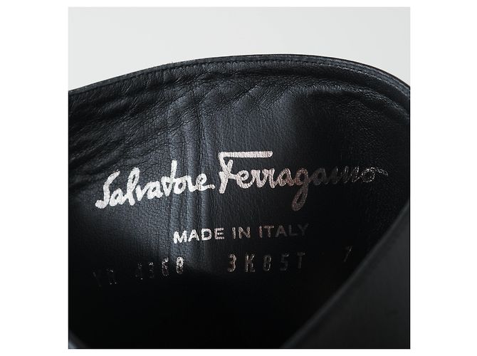 Stivali al ginocchio in pelle nera con ritagli e occhielli Salvatore Ferragamo Nero - vista 7