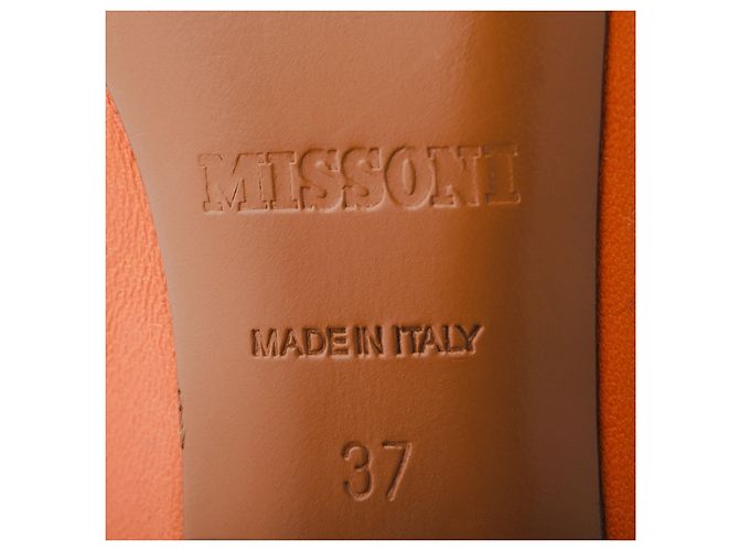 Missoni arancione con un tacco a blocco a righe multicolore distintivo - vista 6