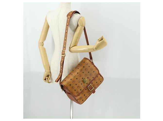 Borsa a Spalla MCM Vicetos Logogram in Pelle PVC Marrone Oro Auth BA9893 D'oro - vista 23