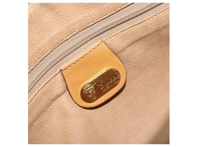 Gucci Borsa a spalla Micro GG Supreme in PVC Beige Oro Auth 170584 D'oro - vista 17