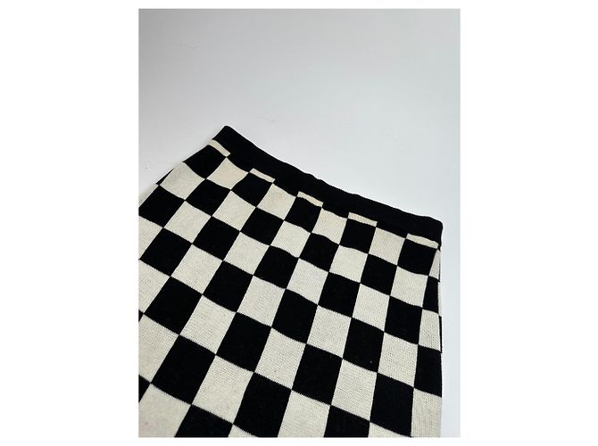Céline Vintage Celine Paris Rock mit Schachmuster in Schwarz und Weiß 40/L - Ansicht 5