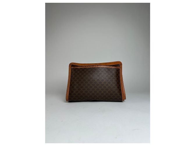 Céline Clutch in pelle monogramma Triomphe Celine Paris vintage marrone - vista 2