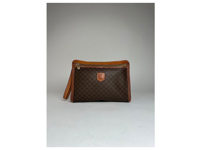 Céline Clutch in pelle monogramma Triomphe Celine Paris vintage marrone - vista 8