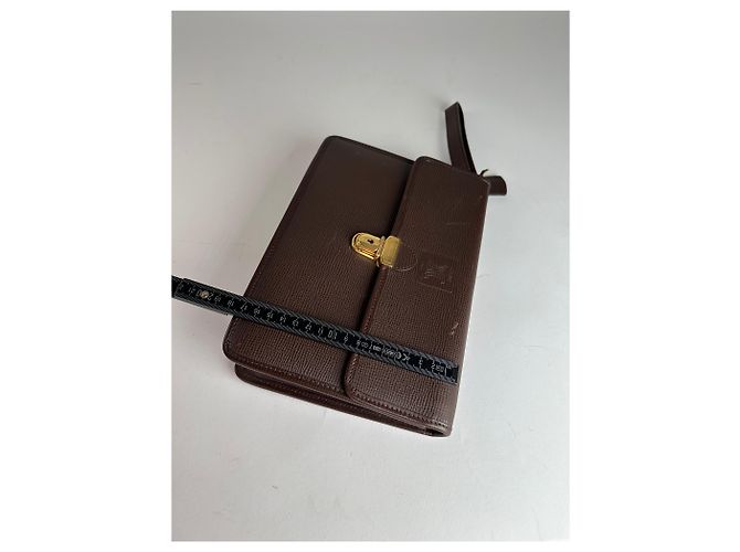 Triomphe Céline Clutch in pelle vintage Celine Paris marrone con lucchetto - vista 11