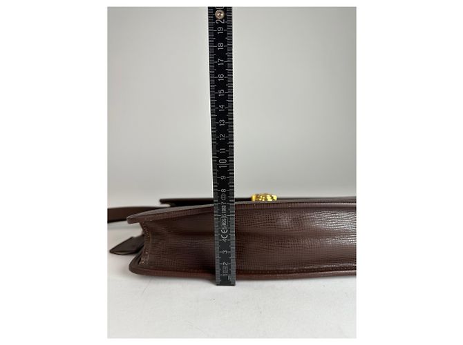 Triomphe Céline Clutch in pelle vintage Celine Paris marrone con lucchetto - vista 13