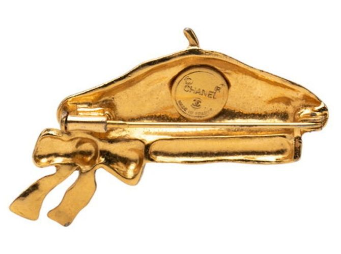 Chanel Gold Plated Beret with Ribbon Motif Brooch Golden - view 2