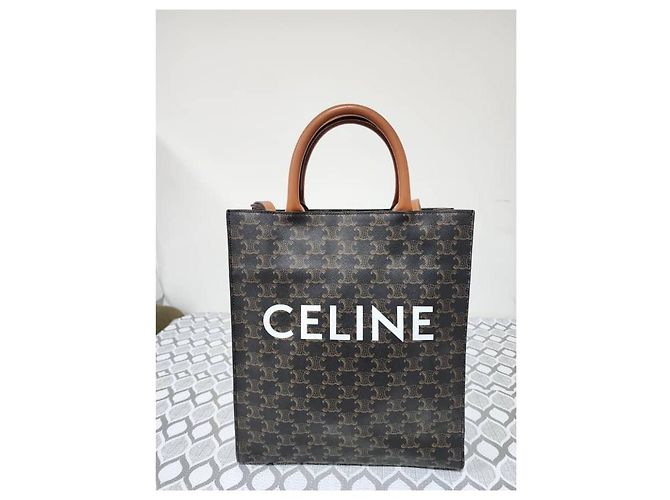 Triomphe Céline Borsa tote verticale Celine in tela monogramma marrone - vista 9