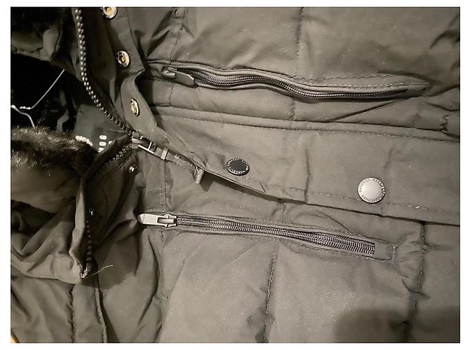 Autre Marque Casaco acolchoado preto com capuz e pelo sintético - vista 6