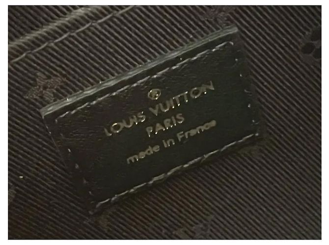 Borsa Papillon BB Louis Vuitton – Pelle Bubblegram Nera – Nuova Nero - vista 7