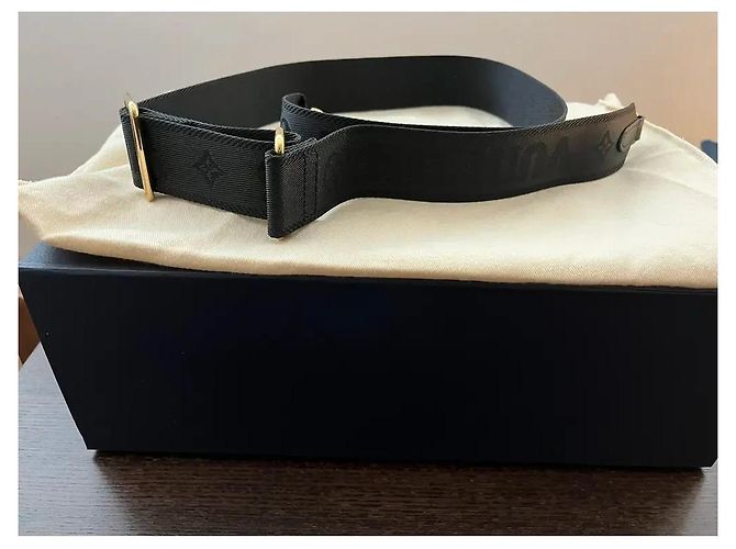 Borsa Papillon BB Louis Vuitton – Pelle Bubblegram Nera – Nuova Nero - vista 9