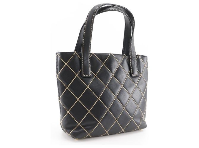 Borsa Wild Stitch in pelle di vitello nera CHANEL Nero - vista 3