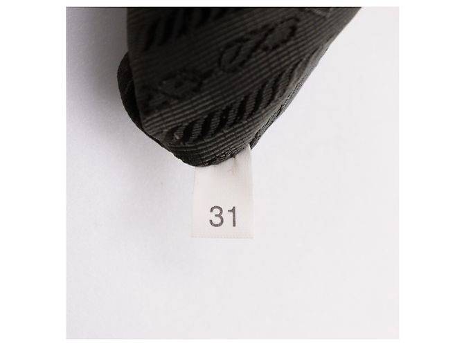 Rote Nylon-Tote von Prada B10310 - Ansicht 18