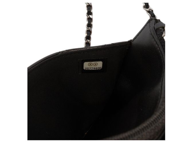 Wallet On Chain Cartera Chanel negra de piel patentada acolchada con cadena CC Negro - vista 6