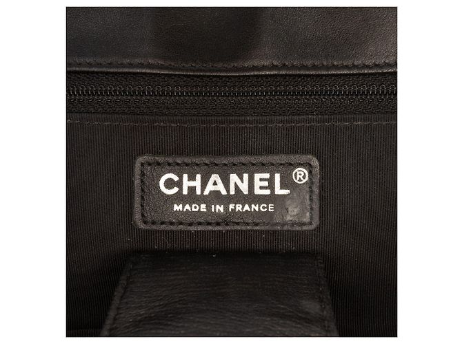 Chanel Nero CC Tweed Schizzi di Vernice Flap - vista 5